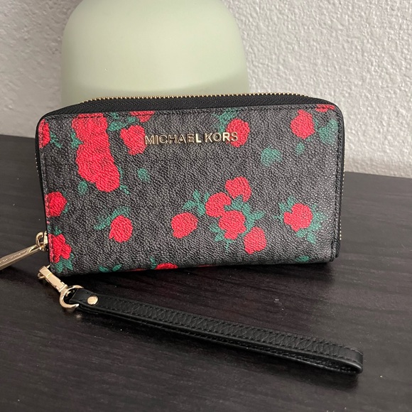 Michael Kors Roses Print Limited Edition Wallet/Wristlet - Picture 1 of 9